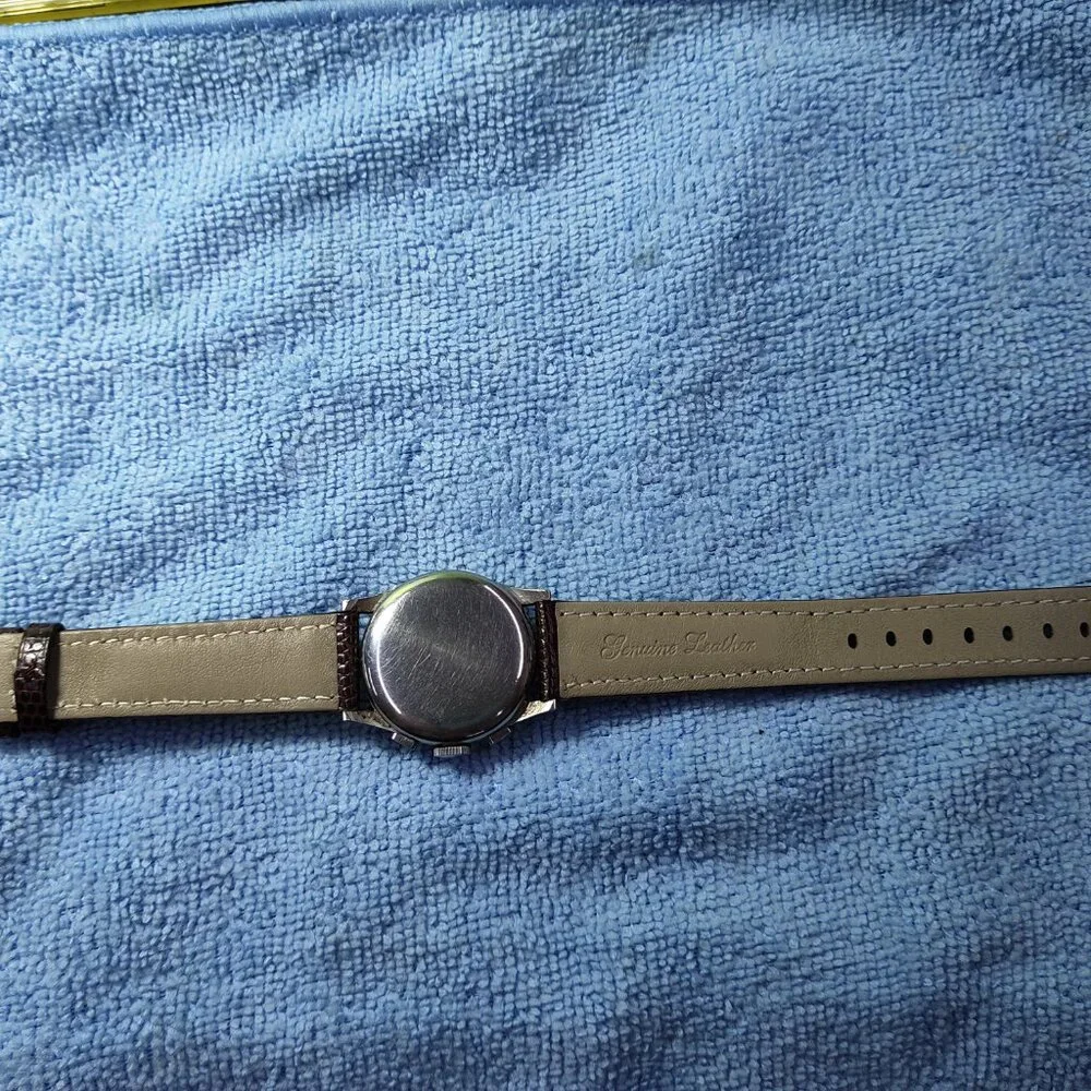 Vintage Movado M95 Chronograph - Picture 6 of 13